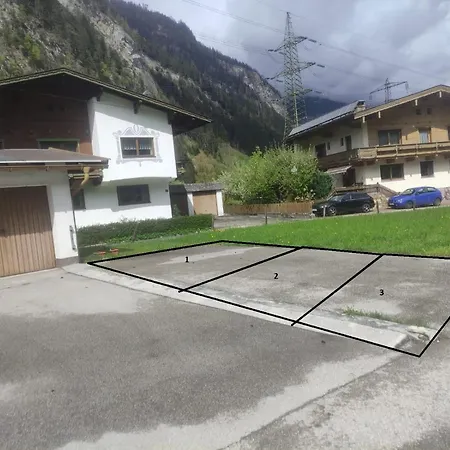 Lovely Double Bedroom With Ensuite & Balcony Homestay Mayrhofen